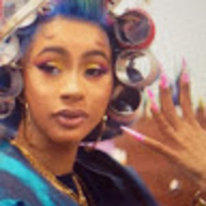 Meet your Posher, Mia